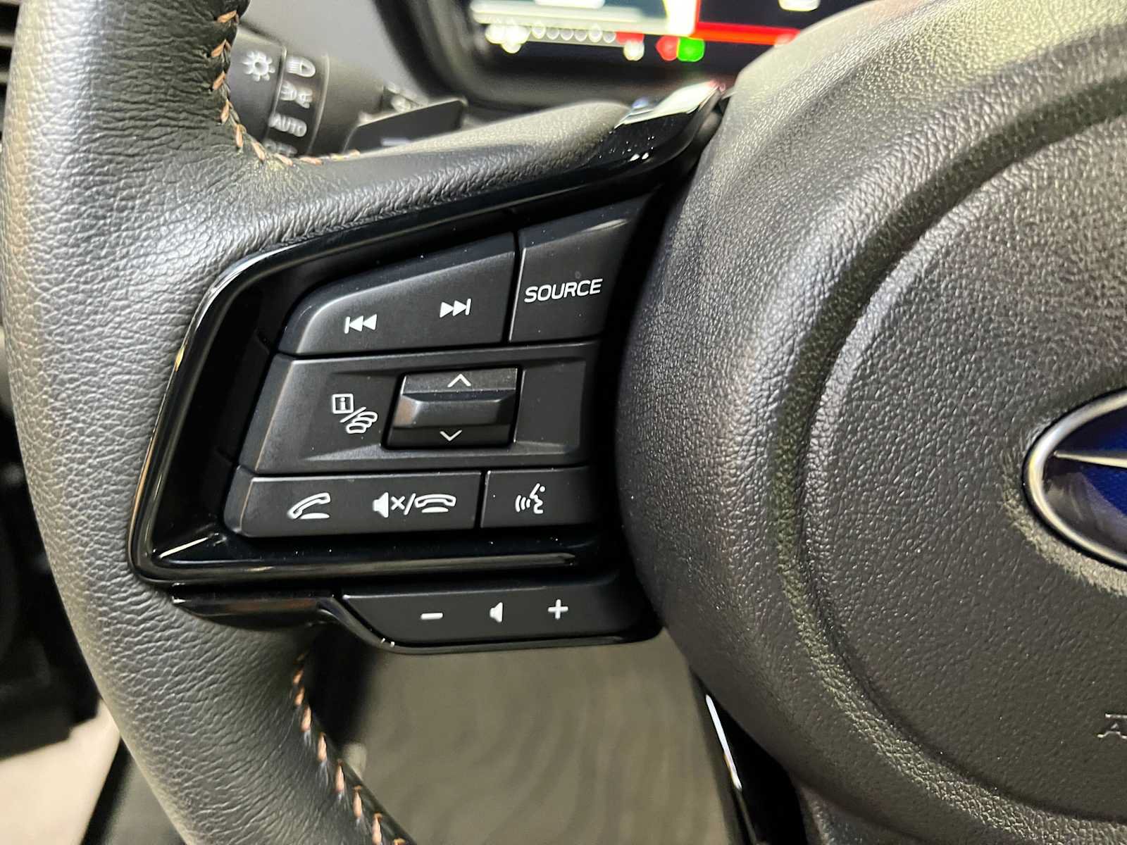 Used 2025 Subaru Forester Touring AWD/4WD image 28