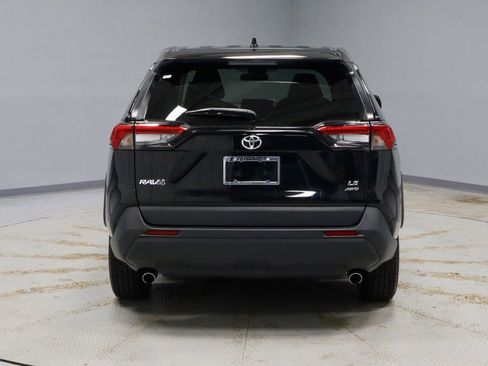 Used 2023 Toyota RAV4 LE AWD/4WD image 10