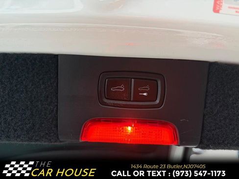 Used 2018 Porsche Cayenne S Platinum image 30