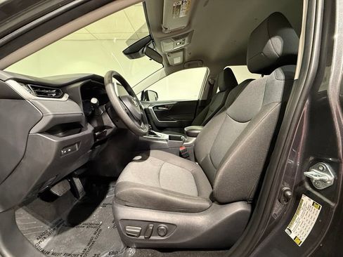 Certified 2025 Toyota RAV4 XLE AWD/4WD image 13
