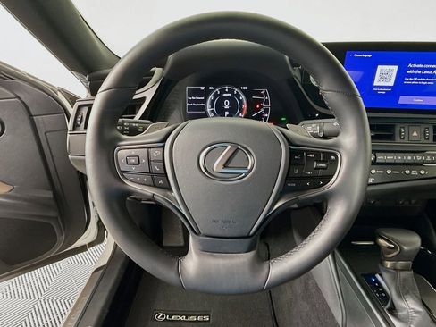 Certified 2025 Lexus ES 350 w/ Premium Package FWD image 11