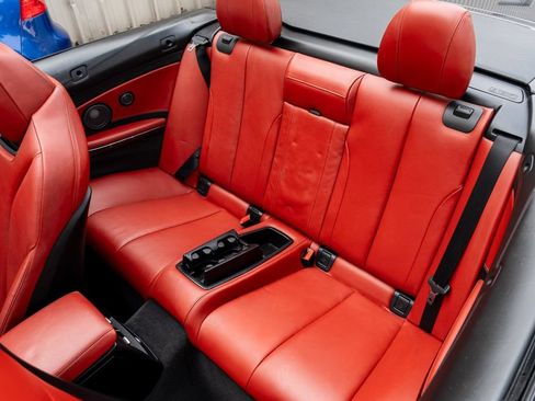 Used 2016 BMW M4 Convertible RWD image 29