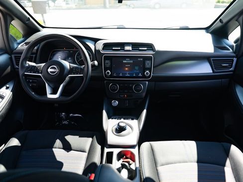 Used 2024 Nissan Leaf S FWD image 8