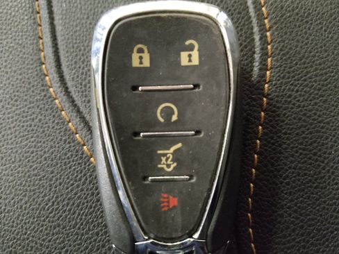 Used 2018 Chevrolet Traverse LT FWD image 32