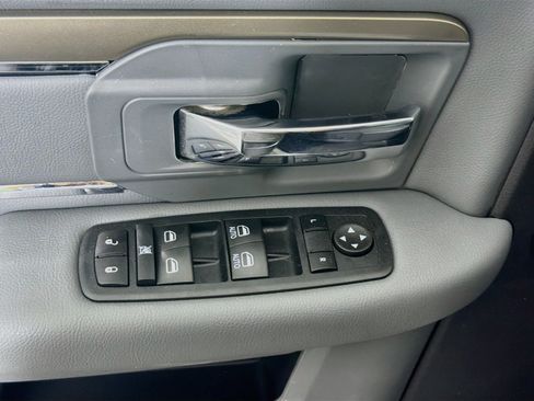 Used 2017 RAM 1500 Lone Star RWD image 15