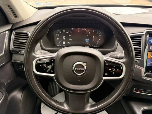 Used 2020 Volvo XC90 T5 Momentum w/ Protection Package Premier AWD/4WD image 21
