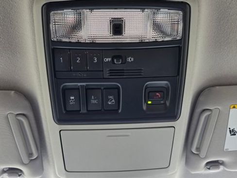 Used 2024 Toyota 4Runner SR5 Premium image 23