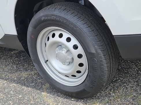 New 2026 Ford Maverick XL image 9