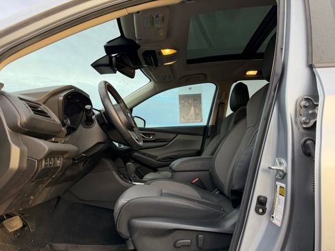 Used 2024 Subaru Ascent Onyx Edition image 3