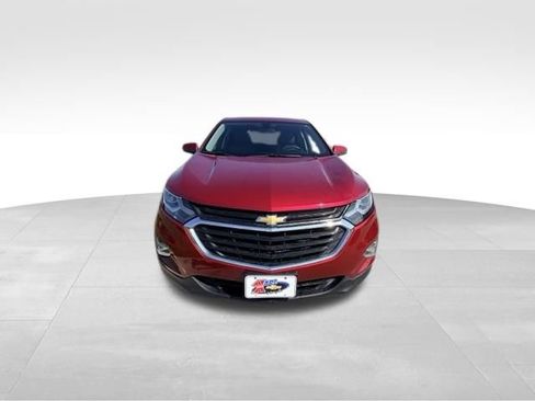 Used 2019 Chevrolet Equinox LT FWD image 3