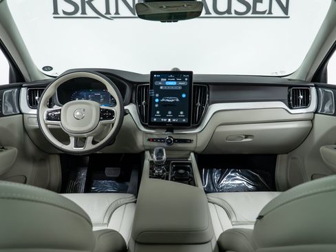 New 2026 Volvo XC60 T8 Ultra AWD/4WD image 15