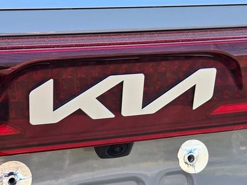 Used 2024 Kia Carnival SX Prestige FWD image 15