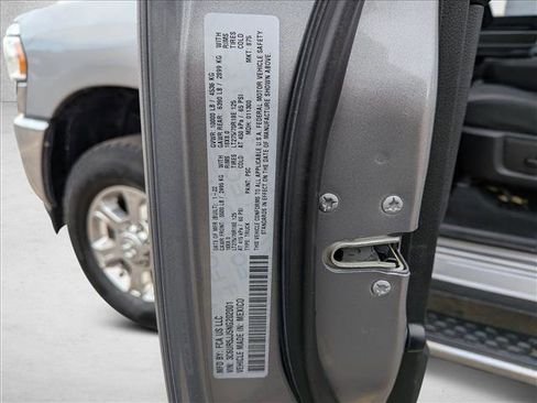 Used 2022 RAM 2500 Big Horn w/ Level 1 Equipment Group image 22