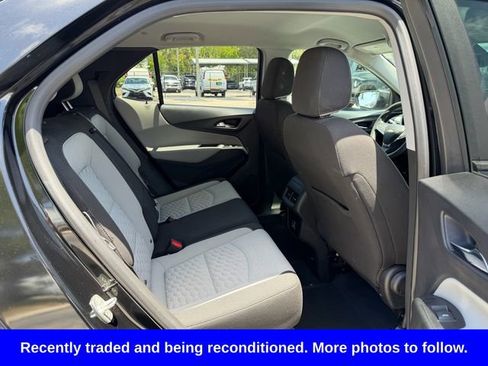 Used 2021 Chevrolet Equinox LS w/ LS Convenience Package FWD image 17