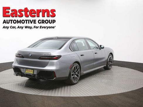 Used 2023 BMW 740i w/ Executive Package RWD image 44