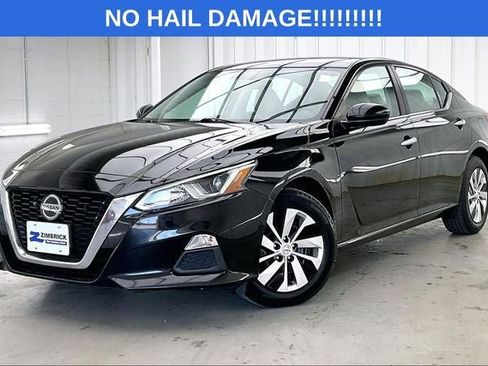 Used 2019 Nissan Altima 2.5 S AWD/4WD image 2