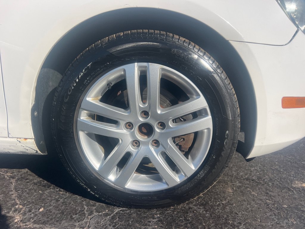 Used 2013 Volkswagen Jetta TDI FWD image 36