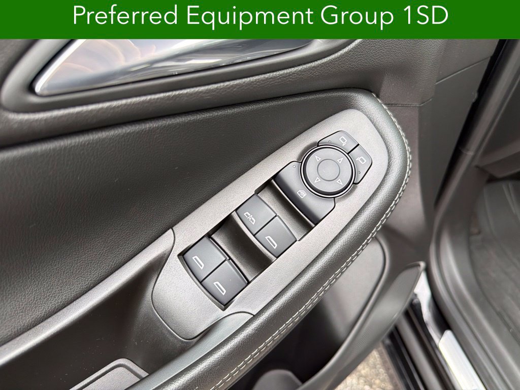 Certified 2022 Buick Encore GX Select w/ Sport Touring Package AWD/4WD image 17