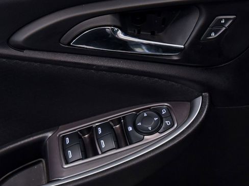 Used 2023 Chevrolet Malibu LT FWD image 18