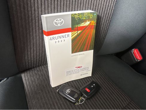 Used 2023 Toyota 4Runner TRD Off-Road image 42