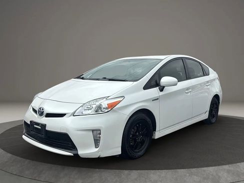 Used 2012 Toyota Prius Two image 7