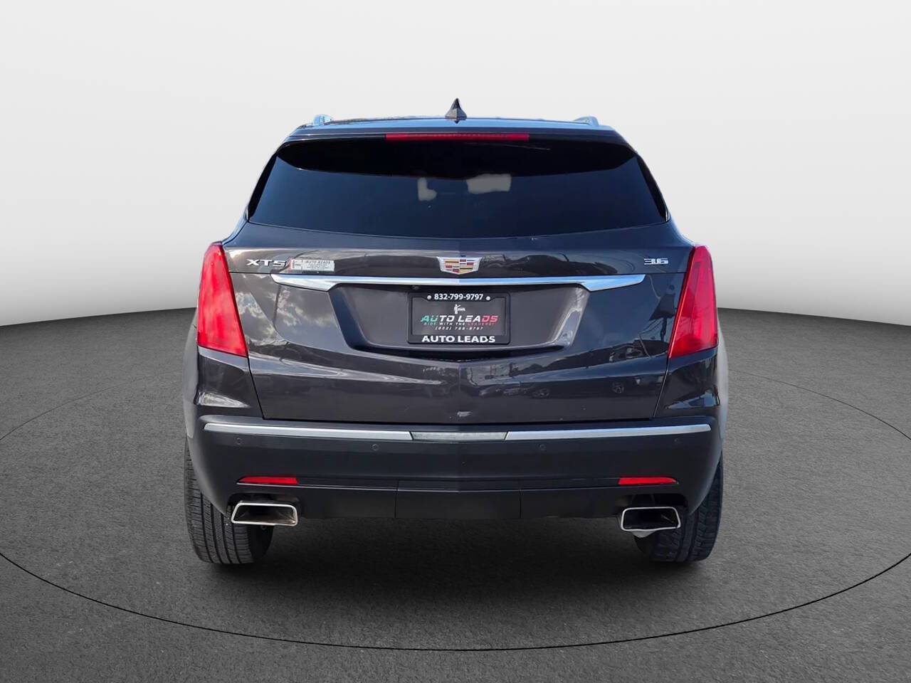 Used 2018 Cadillac XT5 FWD image 6