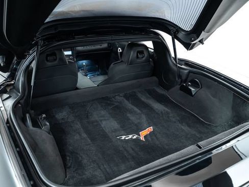 Used 2013 Chevrolet Corvette Grand Sport RWD image 16