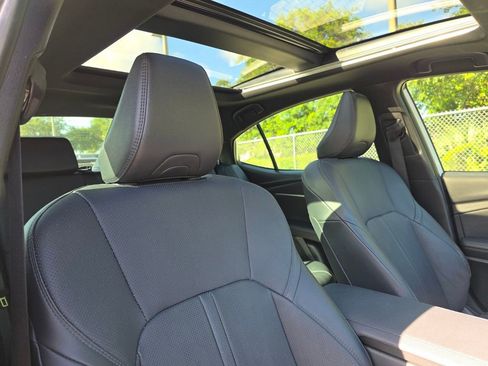 Used 2025 Toyota Camry XSE FWD image 15