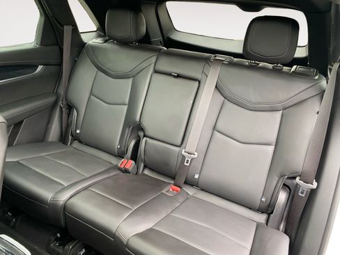 Used 2024 Cadillac XT5 Premium Luxury w/ Technology Package FWD image 16