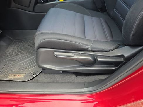 Used 2021 Honda CR-V Special Edition image 12