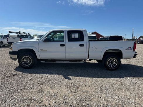 Used 2003 Chevrolet Silverado 2500 LS w/ Skid Plate Package AWD/4WD image 6