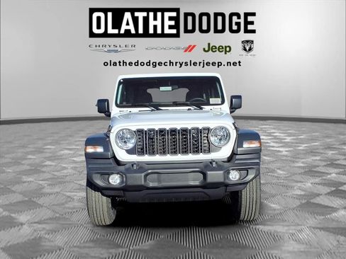 New 2026 Jeep Wrangler Sport AWD/4WD image 26