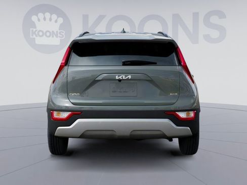 Used 2025 Kia Niro EX w/ EX Cold Weather Package image 7