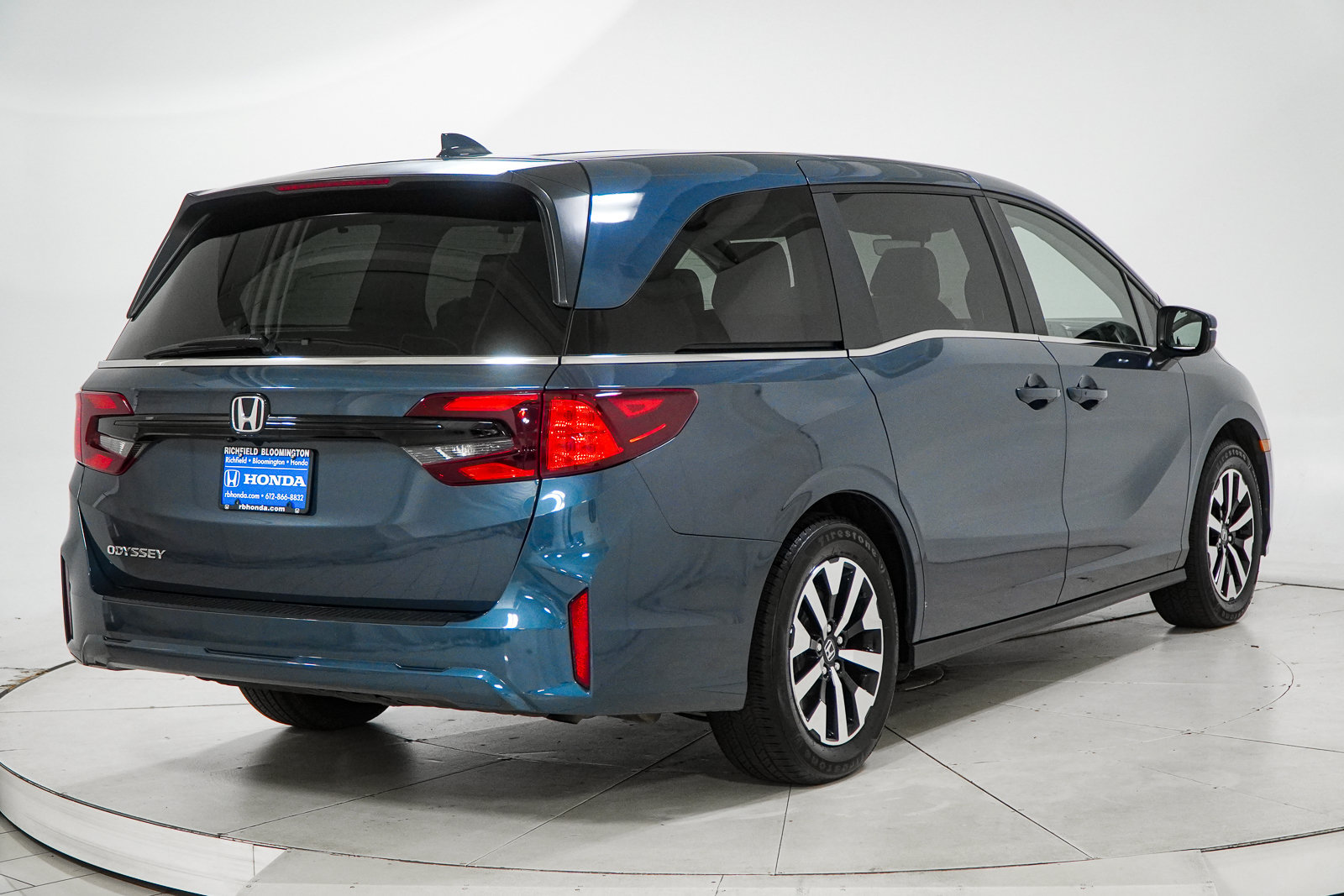 Used 2025 Honda Odyssey EX-L image 12