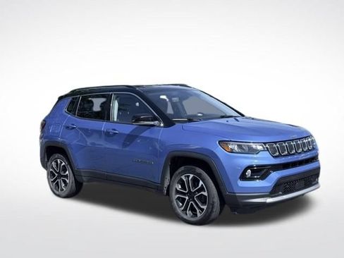 Certified 2022 Jeep Compass Limited AWD/4WD image 5