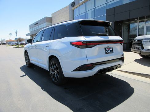 New 2026 Lexus TX 500h AWD image 7