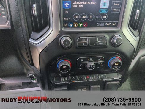 Used 2020 Chevrolet Silverado 1500 LT Trail Boss image 20