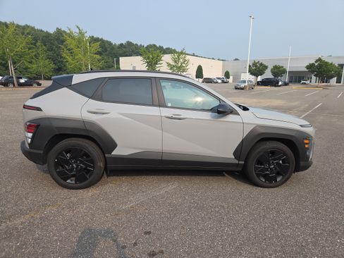 Used 2026 Hyundai Kona SEL Sport FWD image 2