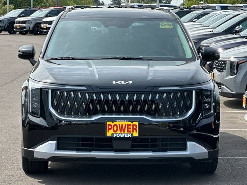 New 2026 Kia Carnival EX FWD image 3