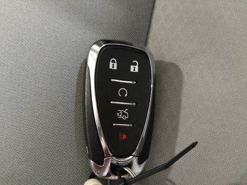 Used 2020 Chevrolet Malibu LT image 32