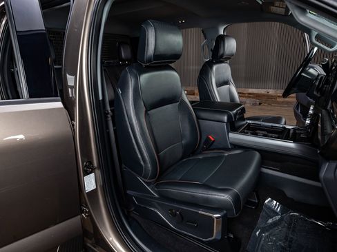 Used 2023 Ford F450 Lariat w/ Lariat Ultimate Package image 31