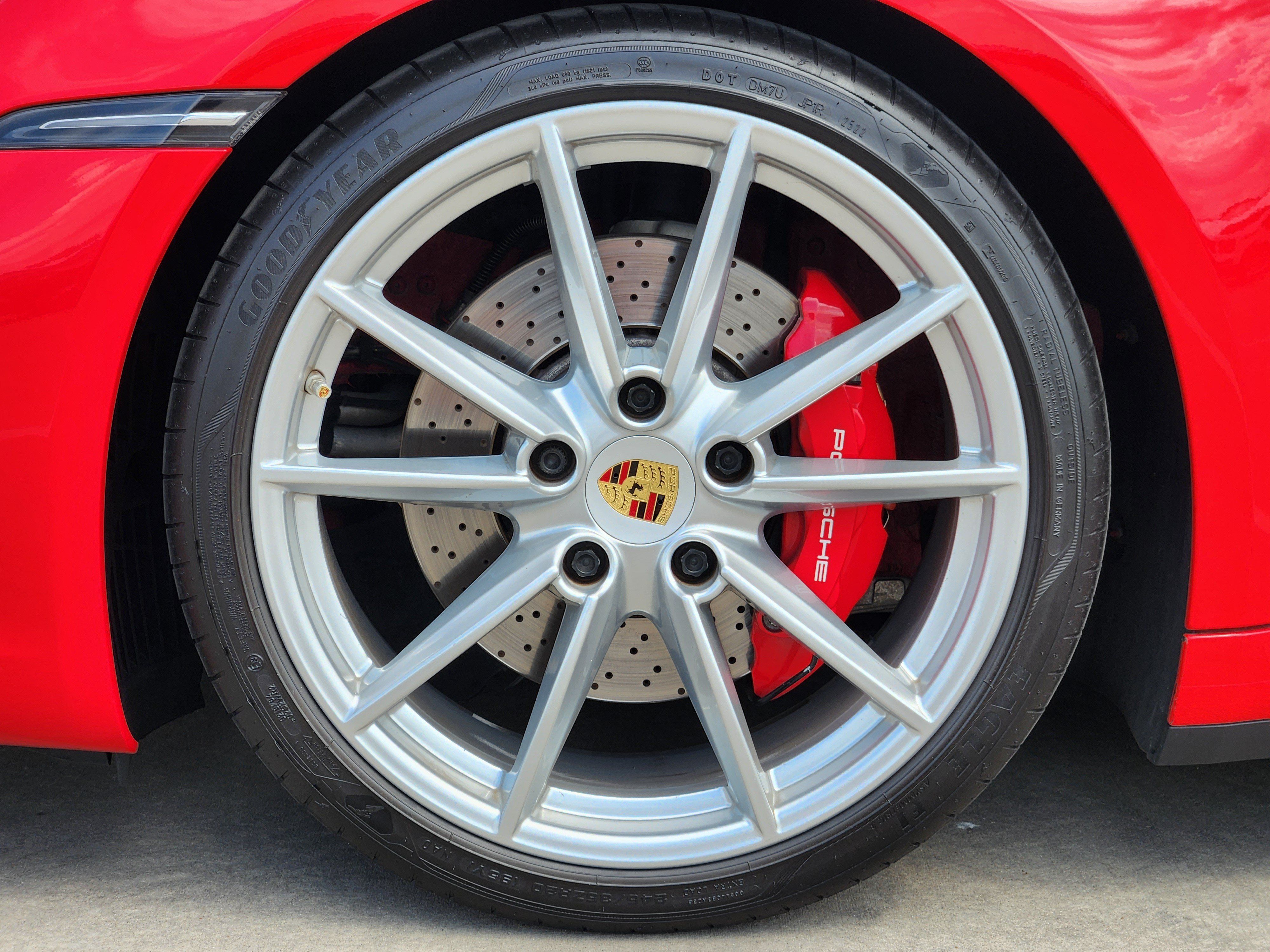 Used 2020 Porsche 911 Carrera S RWD image 12
