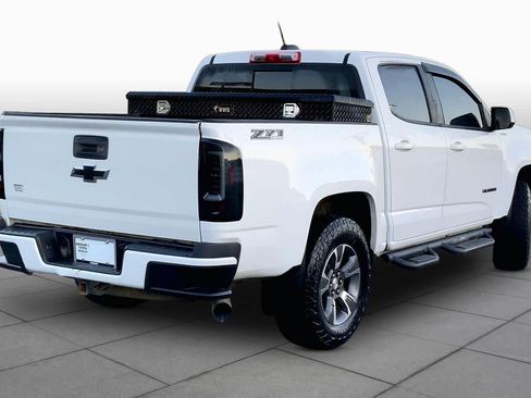 Used 2017 Chevrolet Colorado Z71 AWD/4WD image 13