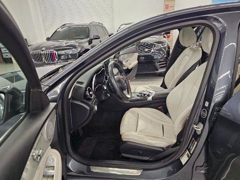 Used 2016 Mercedes-Benz C 300 4MATIC Sedan w/ Multimedia Package image 27