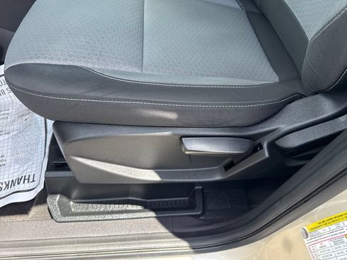 Used 2017 Ford Escape SE FWD image 26