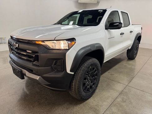 New 2026 Chevrolet Colorado Trail Boss AWD/4WD image 10