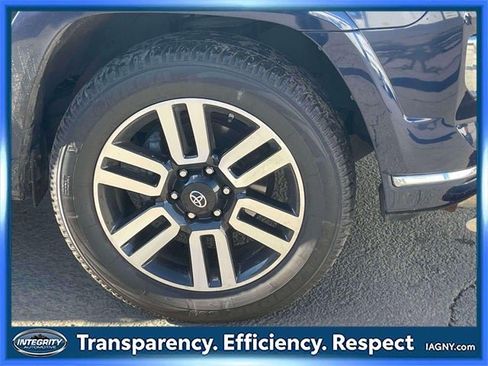 Used 2021 Toyota 4Runner Limited image 9