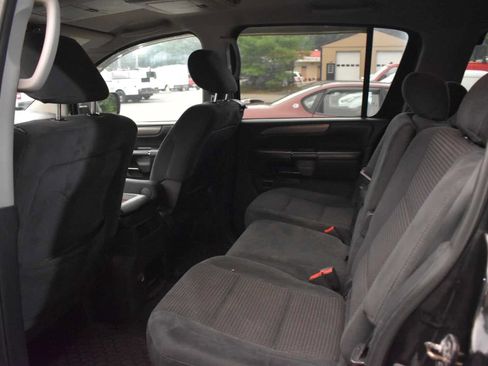 Used 2010 Nissan Armada SE AWD/4WD image 11