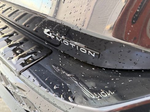 New 2026 Volkswagen Tiguan SEL R-Line image 10