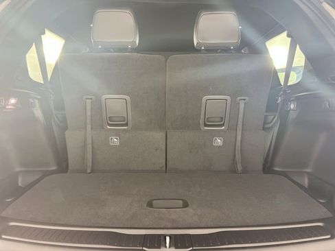 New 2025 Jeep Grand Cherokee L Altitude RWD image 24